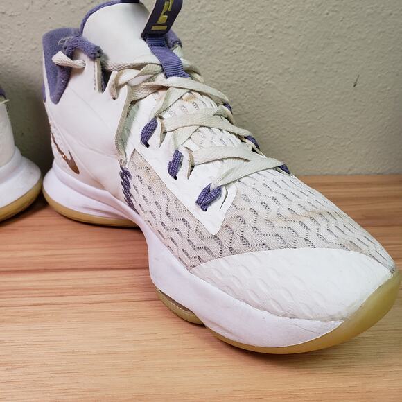 Nike Men\'s 8.5 Lebron Witness 5 Shoes Lakers‎ White Purple Basketball Sneakers main image 14